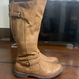 BareTraps Boots